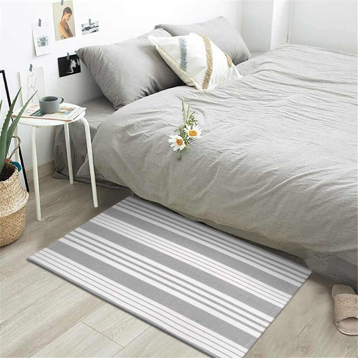 Front Door Mat Outdoor 24"X35" Front Door Rug Gray and White Striped Outdoor Rugs Washable Entry Rug Indoor Door Mats Cotton Woven Small Area Rugs for Entrance/Porch/Kitchen/Entryway